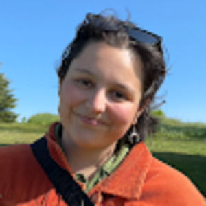 Meet your Posher, Claire